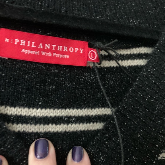 N. Philanthropy V Neck Striped Sweater NWOT - Picture 4 of 7